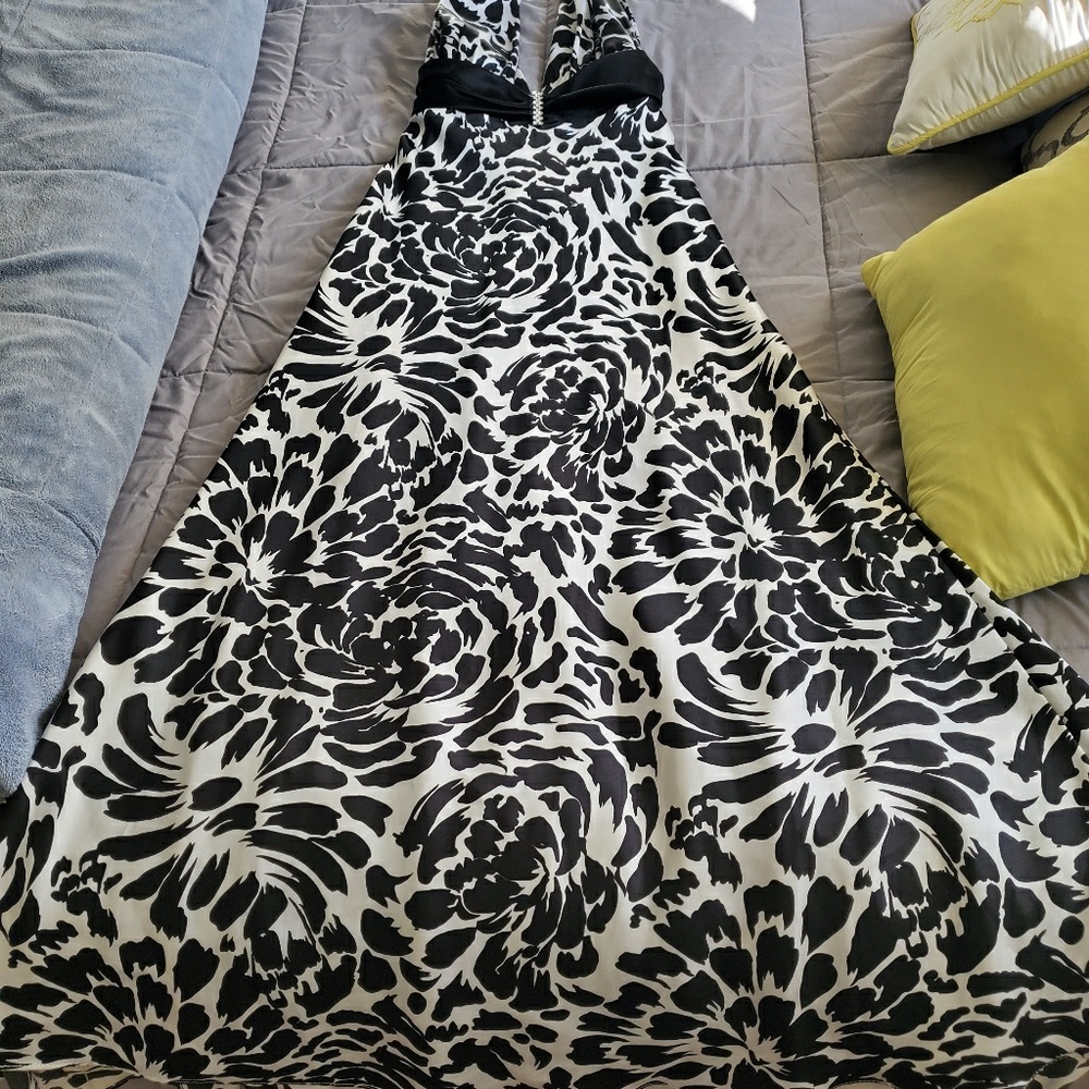 Black and white floral print formal dress